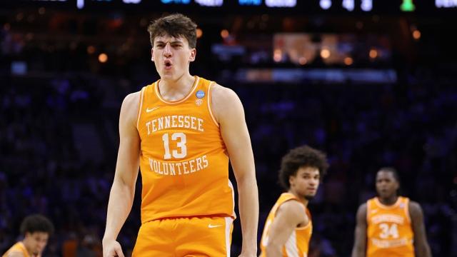 Final men’s perfect bracket busts with Tennessee’s 79-72 win over Virginia