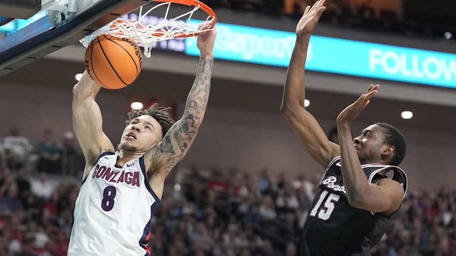 Gonzaga Bulldogs guard Jalen Warley (8)