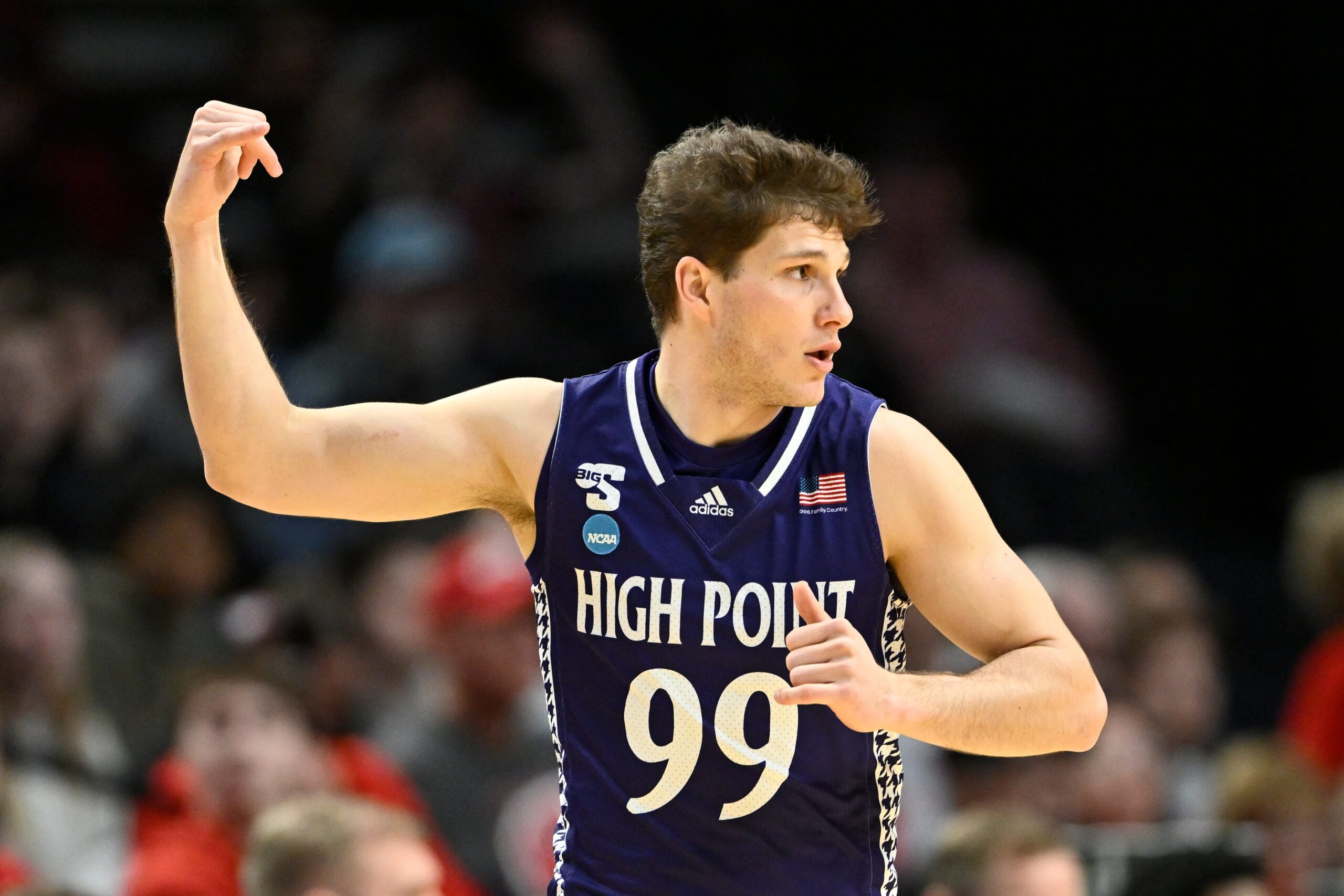 High alert! No. 12 High Point upsets Wisconsin in March Madness first round