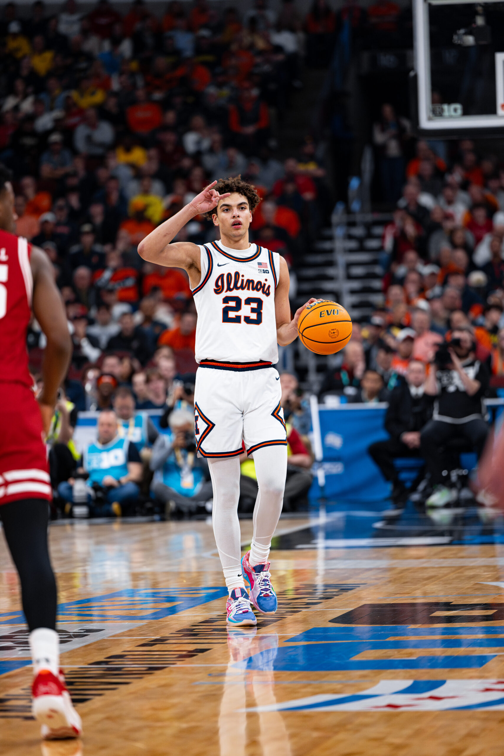 Illinois collapses in Chicago as late-game demons return in overtime loss to Wisconsin