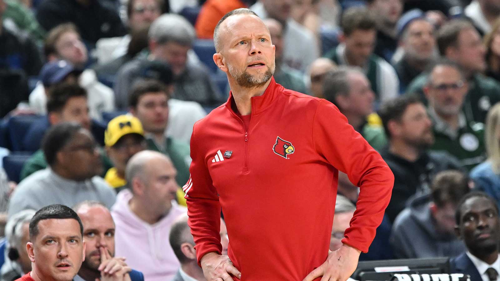 Louisville basketball’s Pat Kelsey sets the record straight about March Madness ‘standard’