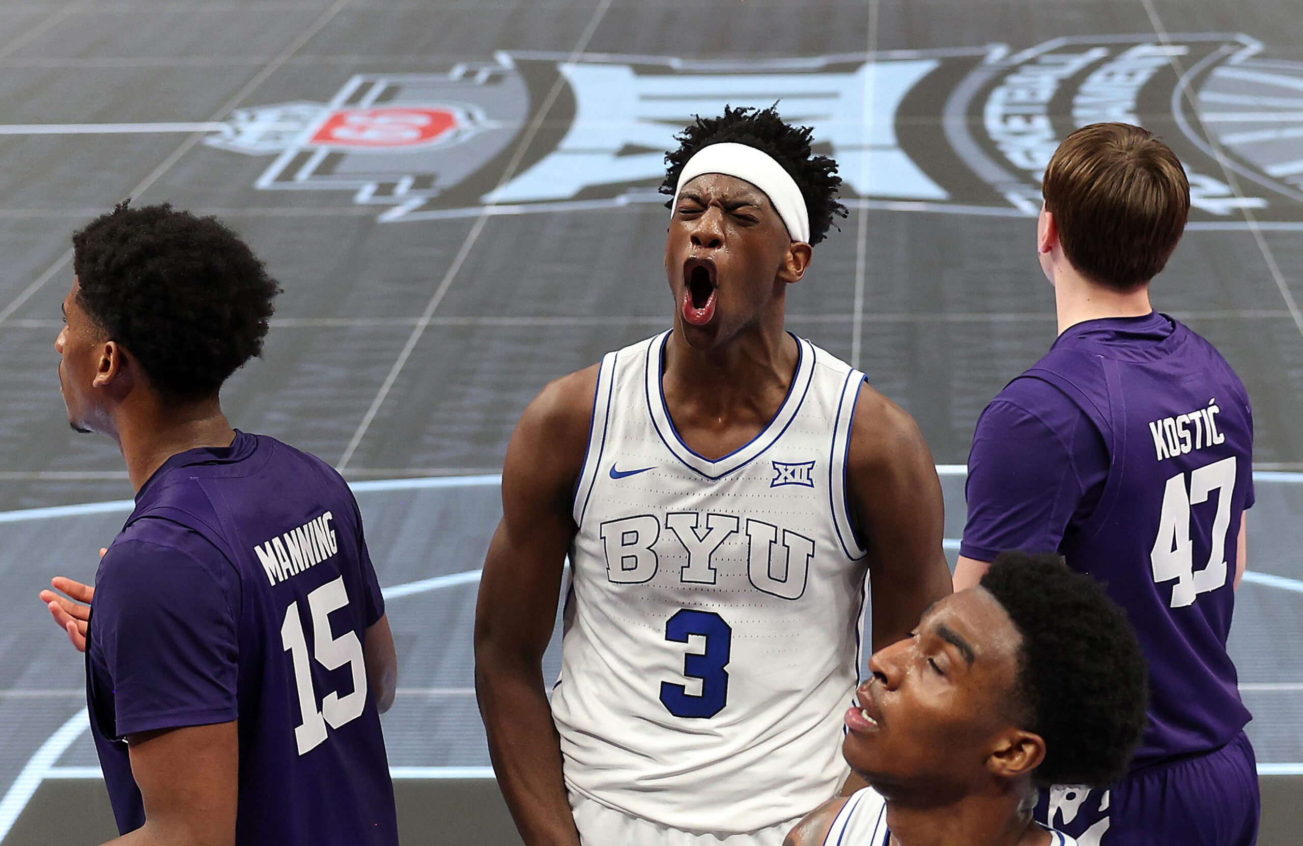 March Madness a stage for 3-way race for NBA draft's No. 1 pick