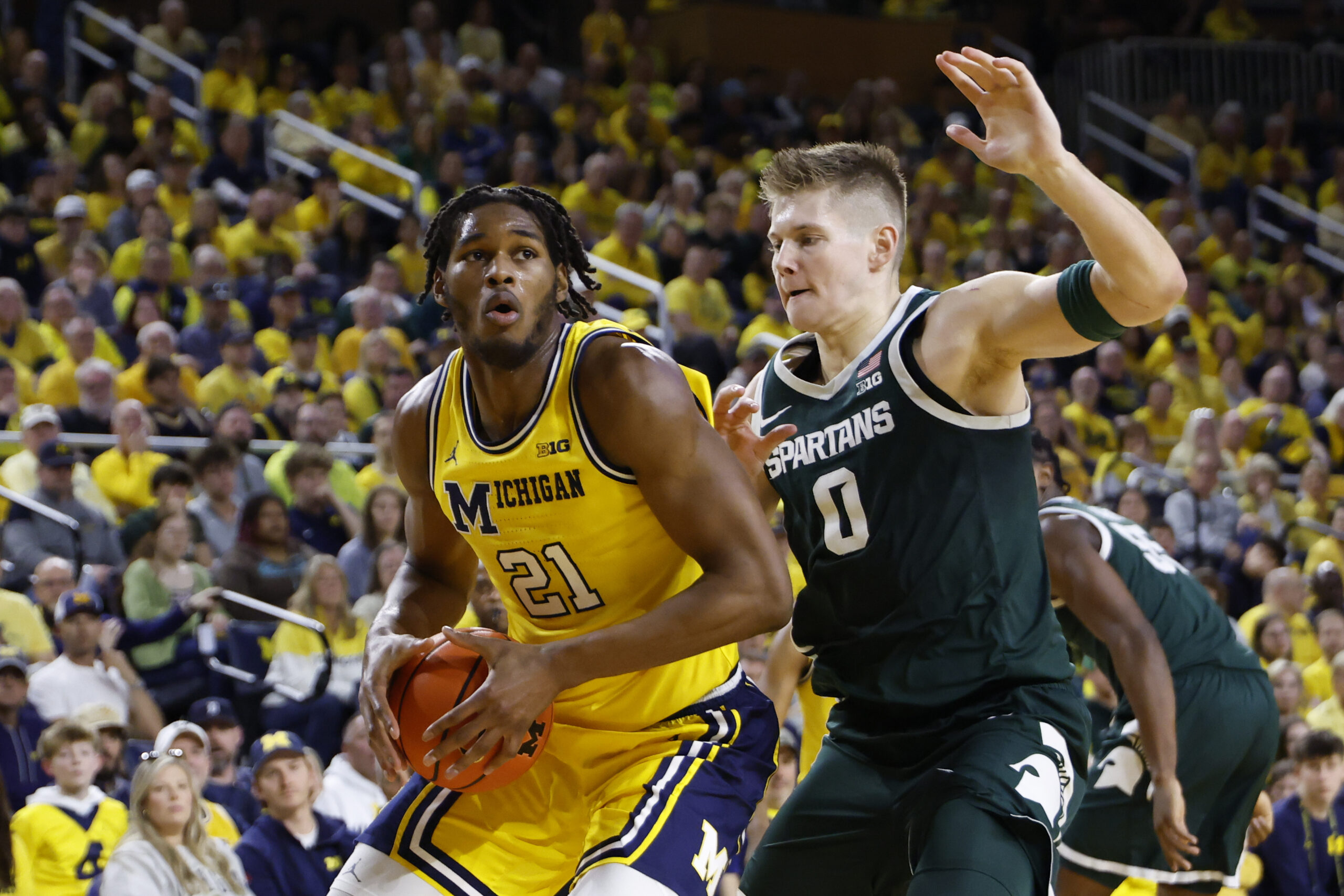 Michigan Basketball sweeps Michigan State to cap off historic season