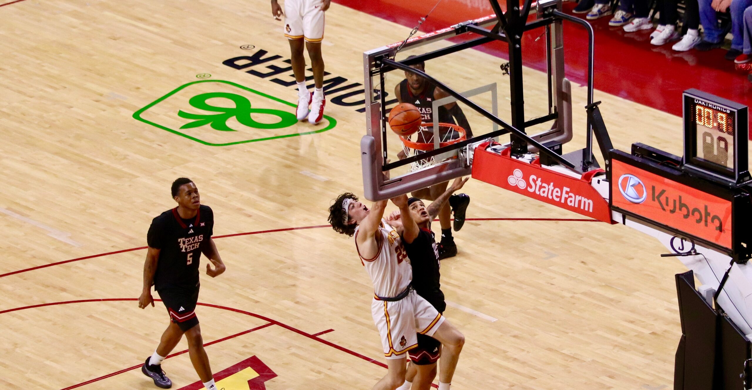 No. 4 Cyclones outdueled by No. 16 Red Raiders, 82-73