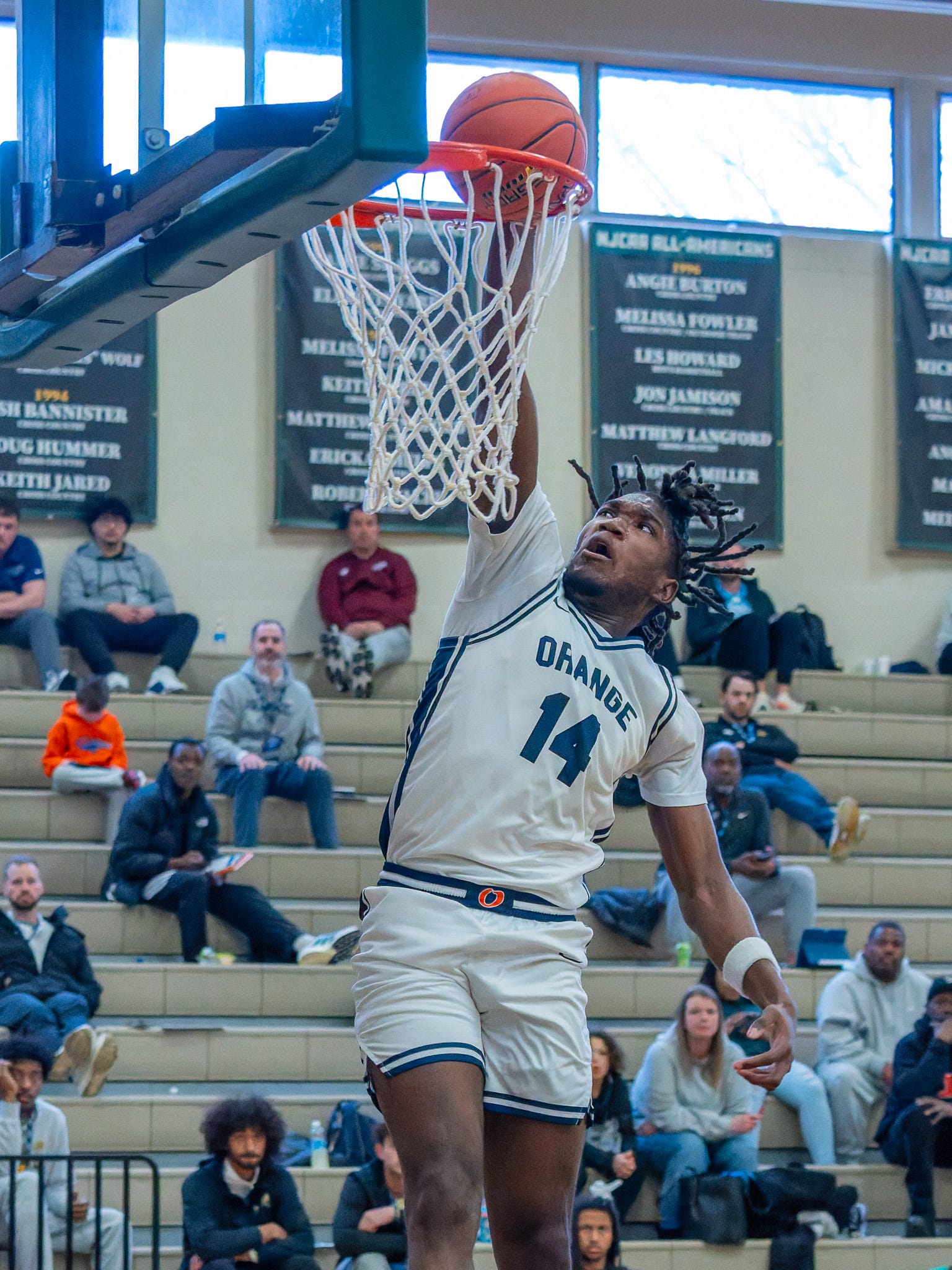 Orange men's basketball wins opener at NJCAA D2 tournament