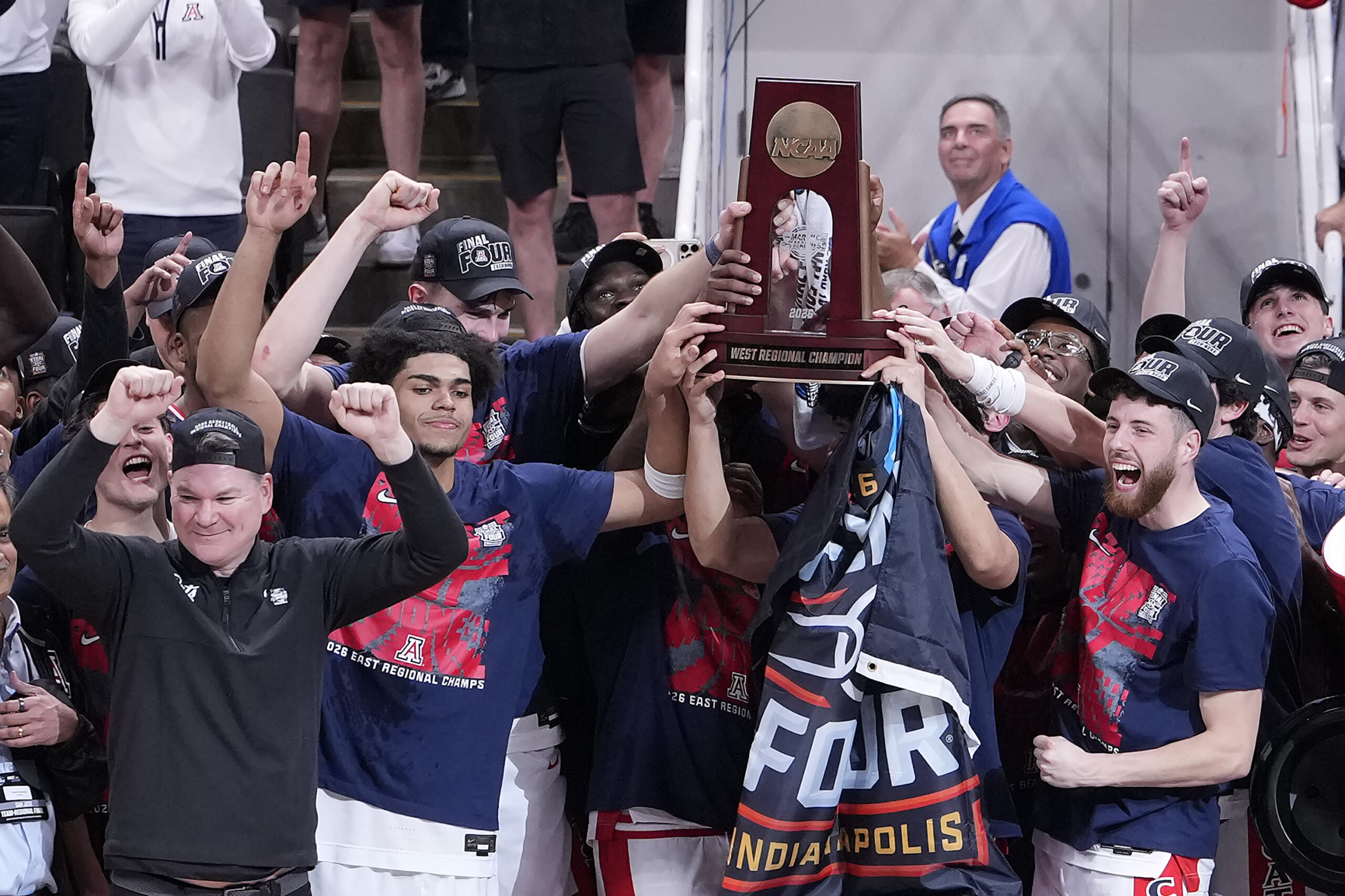 Owning the moment: When Arizona's season was at stake, Tommy Lloyd let his players speak for themselves