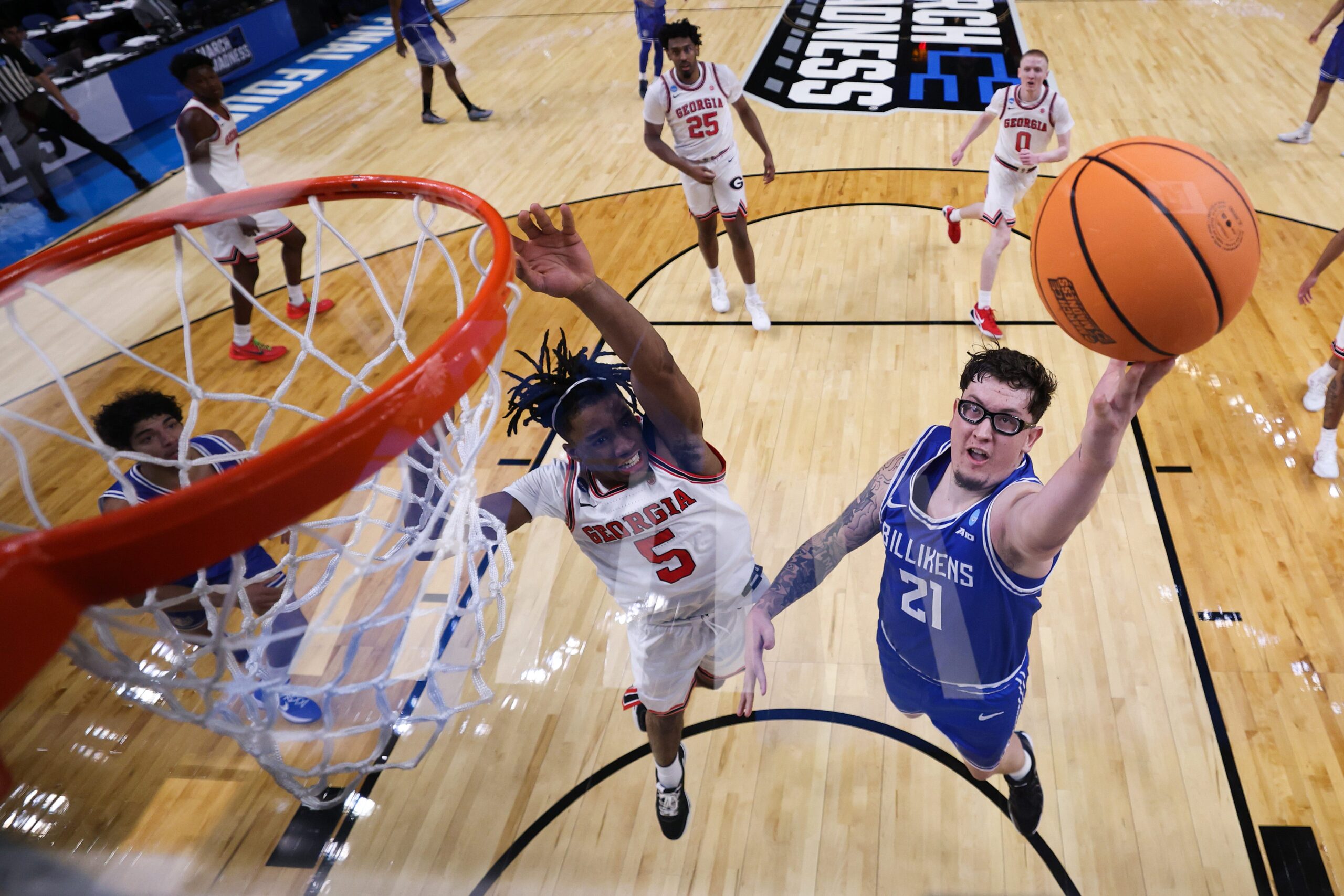 Ranking Robbie Avila's nicknames, from 'LeBron Frames' to 'Milk Chamberlain'