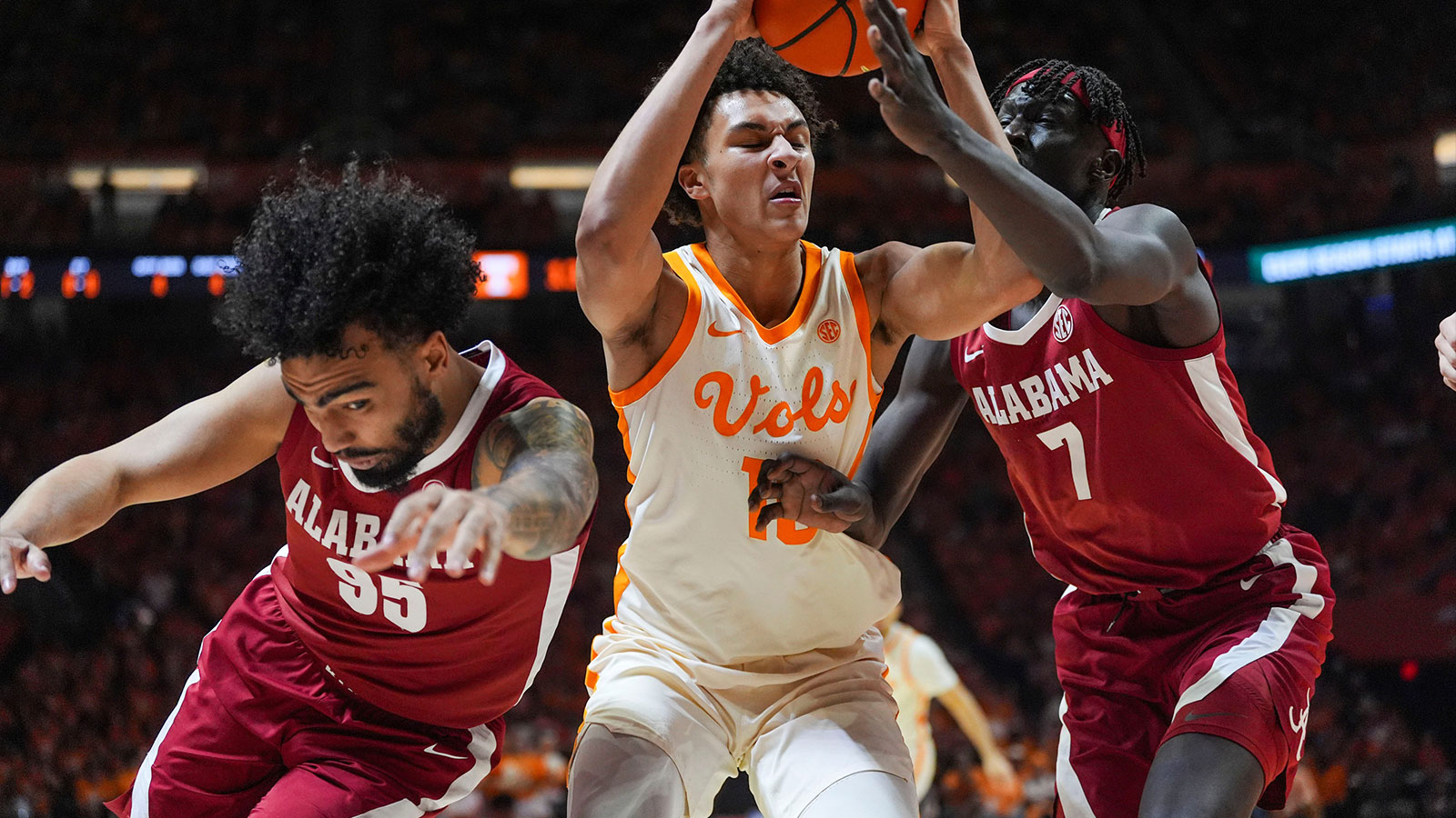 Rick Barnes gives murky Nate Ament injury update after Alabama loss