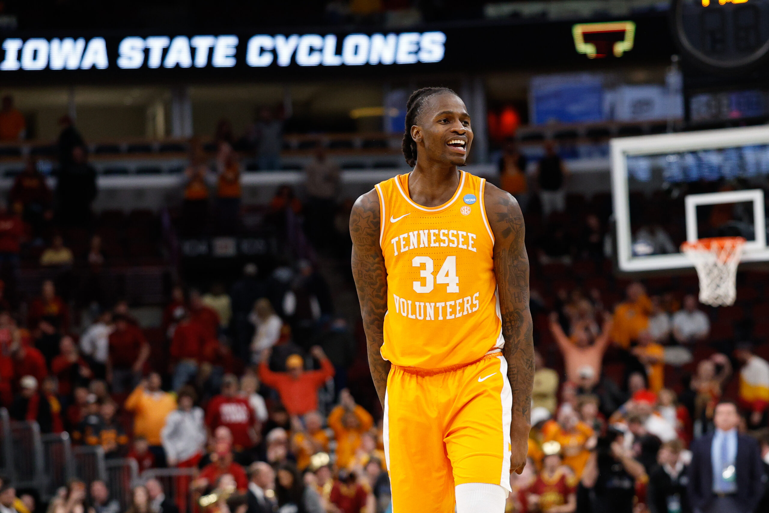 Sights and sounds from Tennessee’s win over Iowa State in the Sweet 16