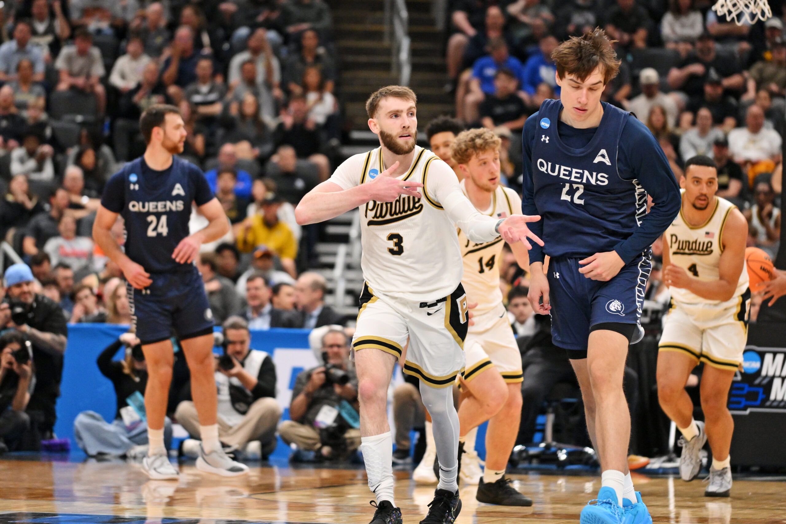 Texas faces assists leader Braden Smith, No. 1 offense Purdue in Sweet 16