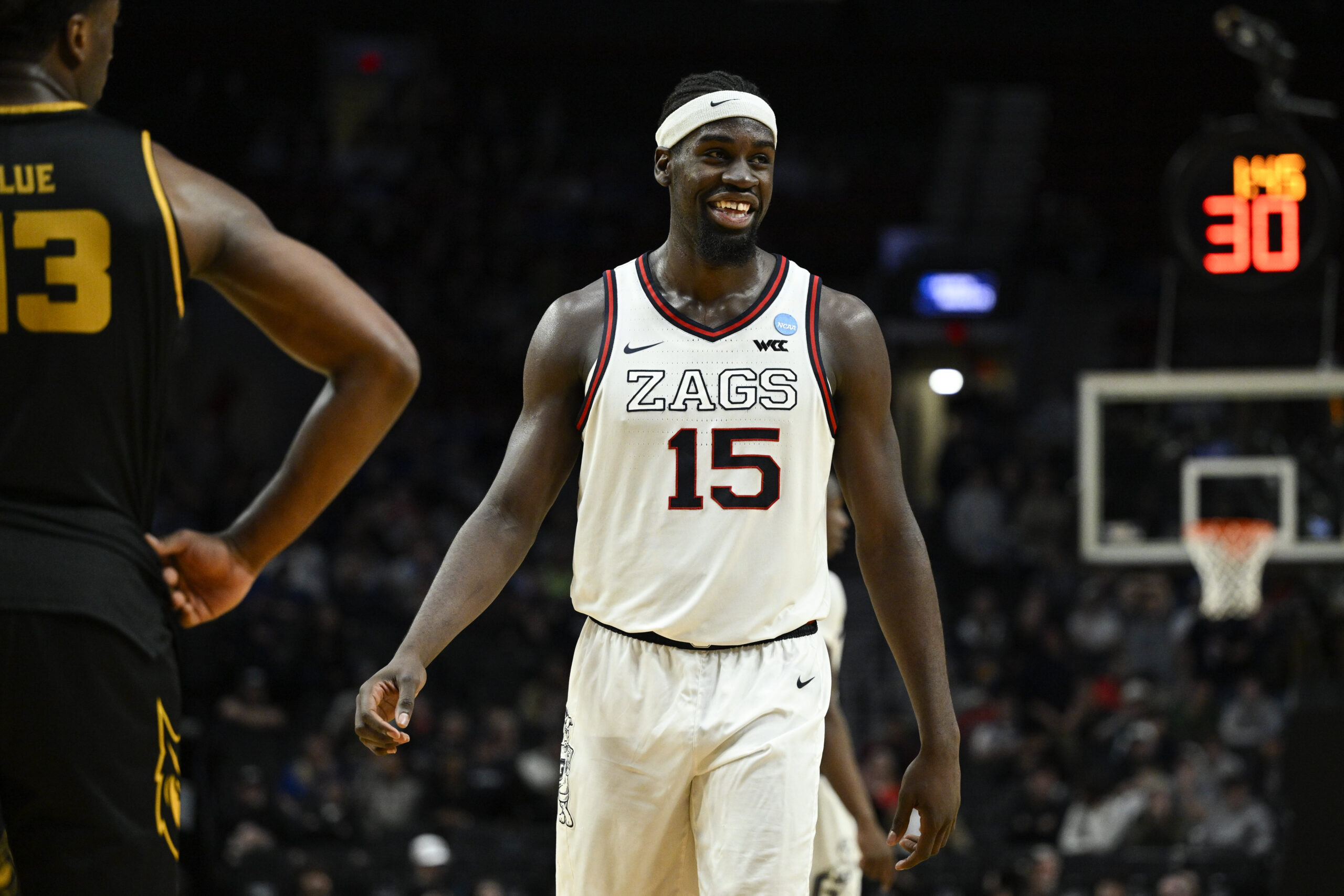 Texas set to face Gonzaga with Sweet 16 berth on the line