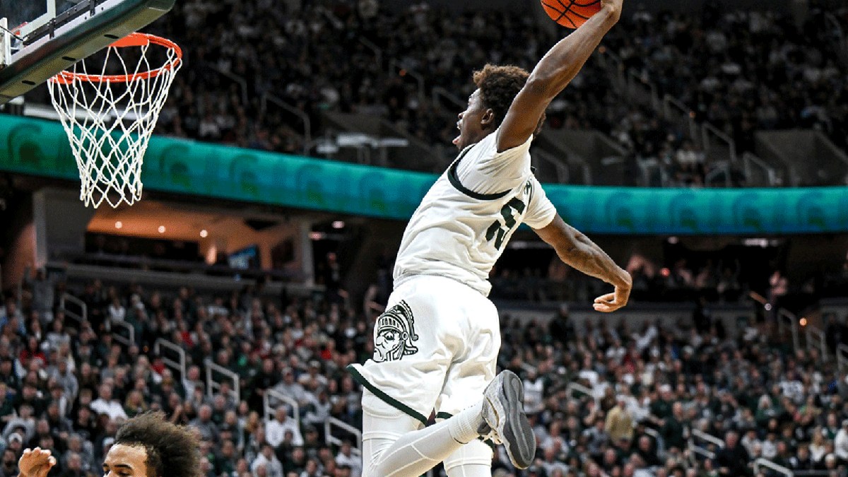The Best of Flight 55: Coen Carr’s Top Dunks of the 2025-26 Regular Season