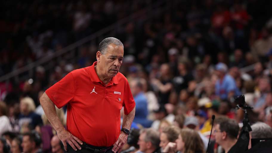 This Houston Cougar's Growth Has Captured Kelvin Sampson's Attention
