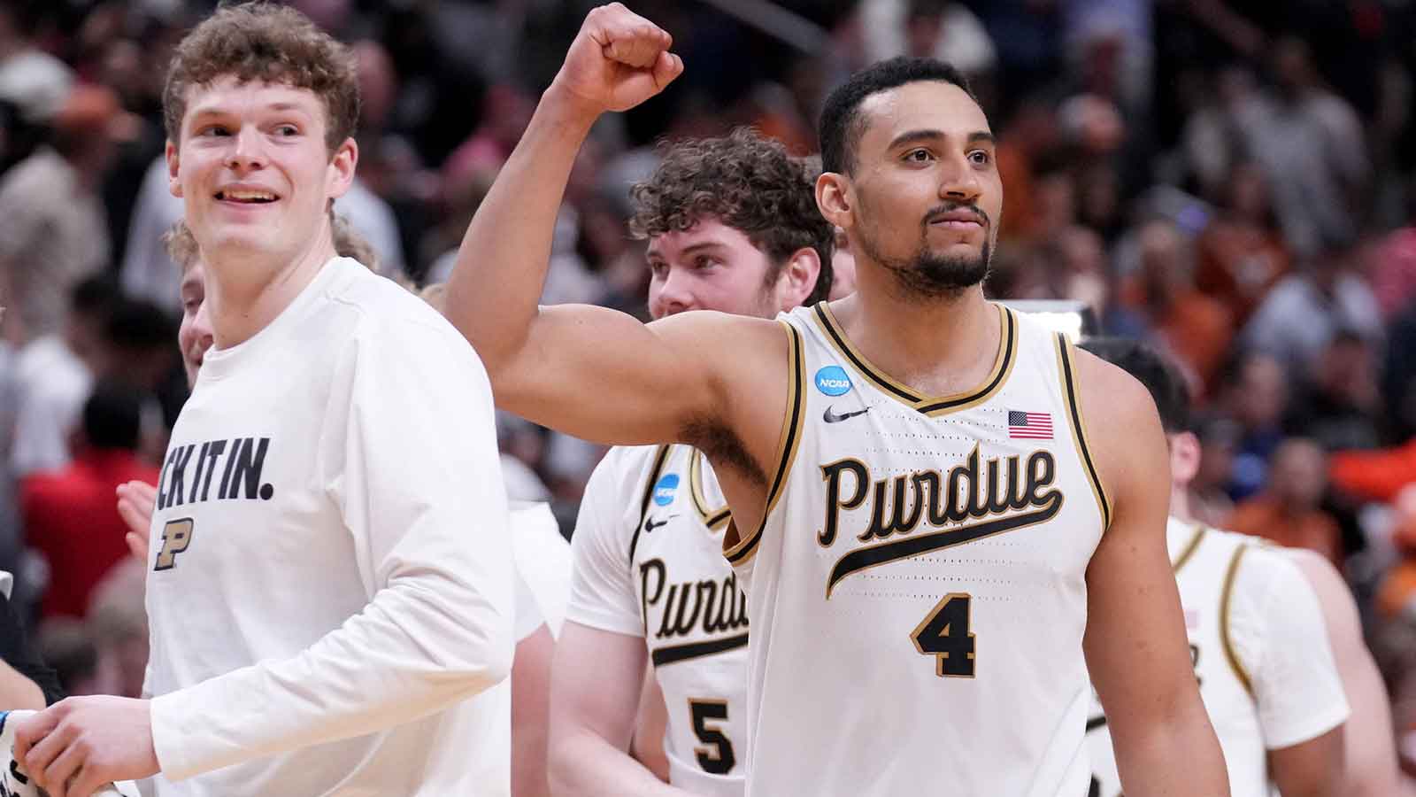 Trey Kaufman-Renn drops the mic after stunning ending to Texas win