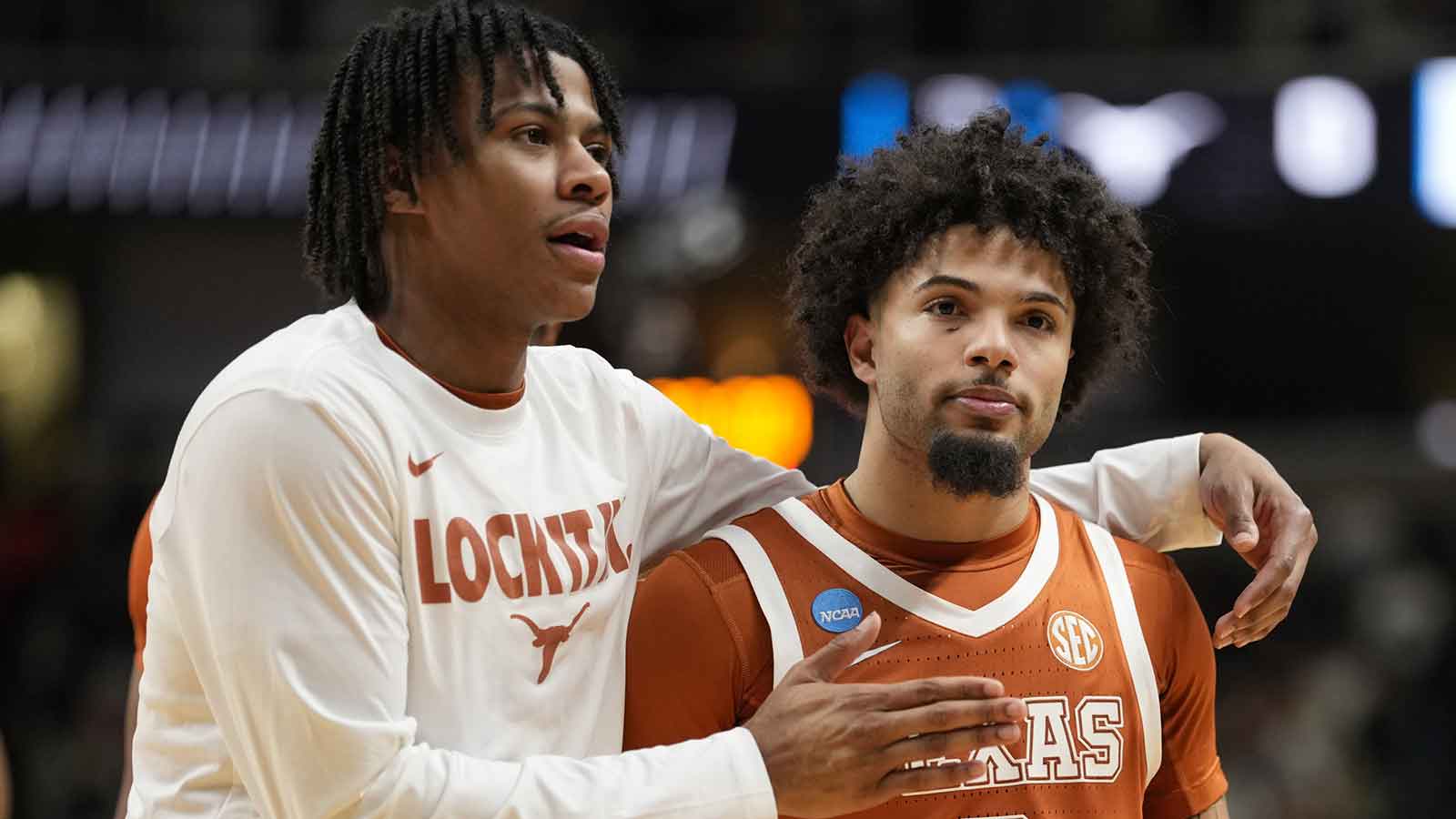 Watch Sean Miller console heartbroken players after Texas’ loss to Purdue