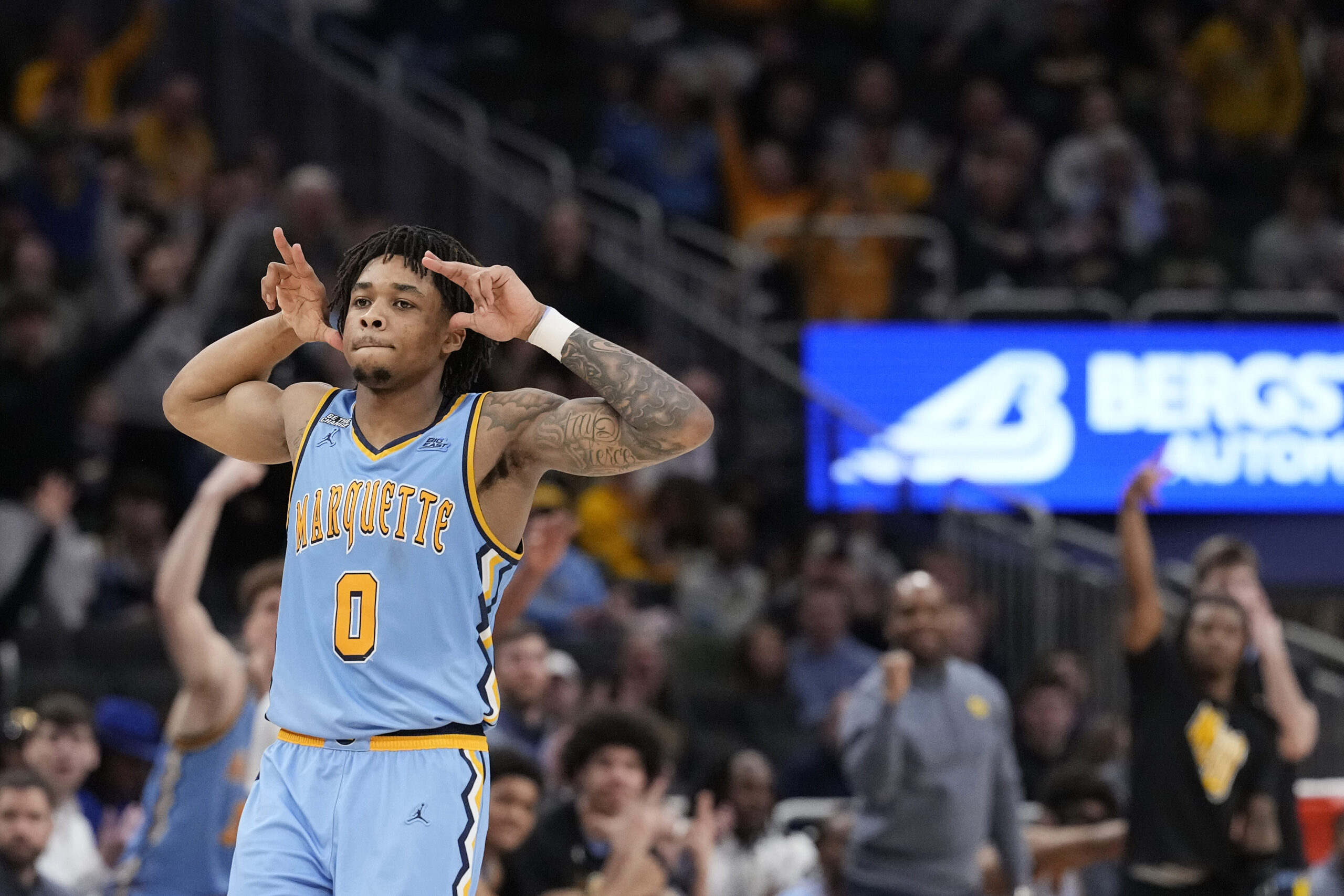 Well, Would You Look At That: Marquette 68, #4 UConn 62