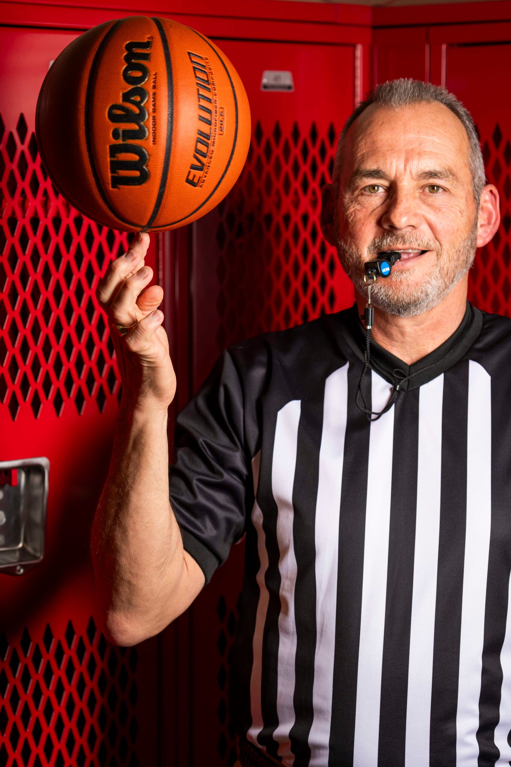 Whistle blowers: Final Four refs reveal secrets, pressure on basketball's biggest stage