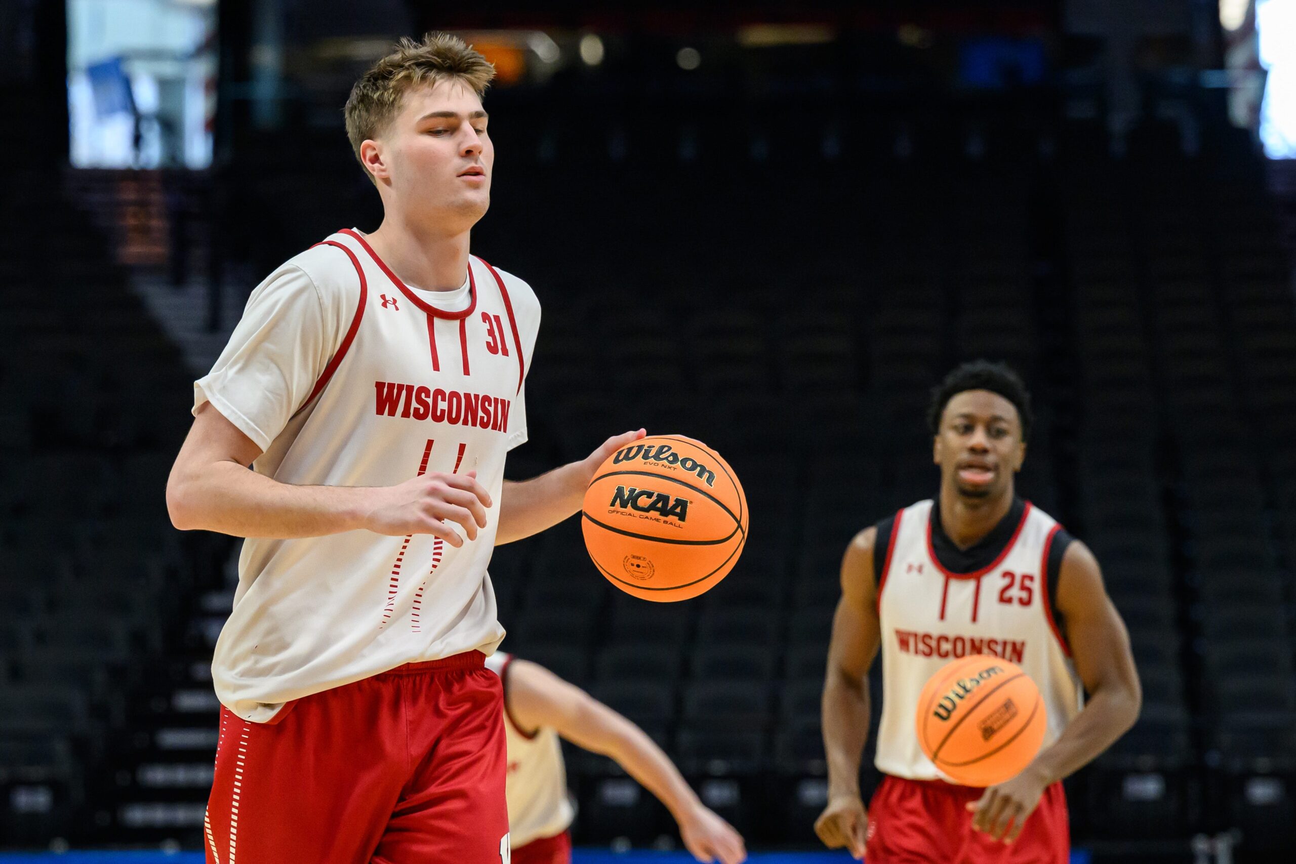 Wisconsin's Nolan Winter gives injury update before NCAA Tournament
