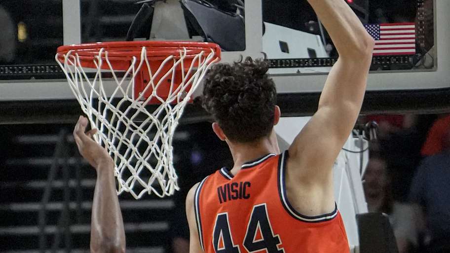 Zvonimir Ivisic's Poster Dunk in Illinois-VCU Sends Social Media Into a Frenzy