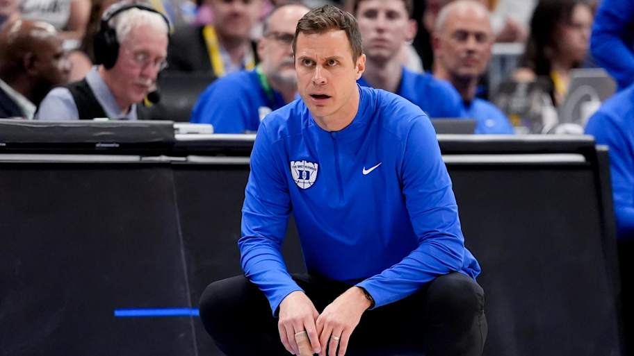 Duke basketball head coach Jon Scheyer