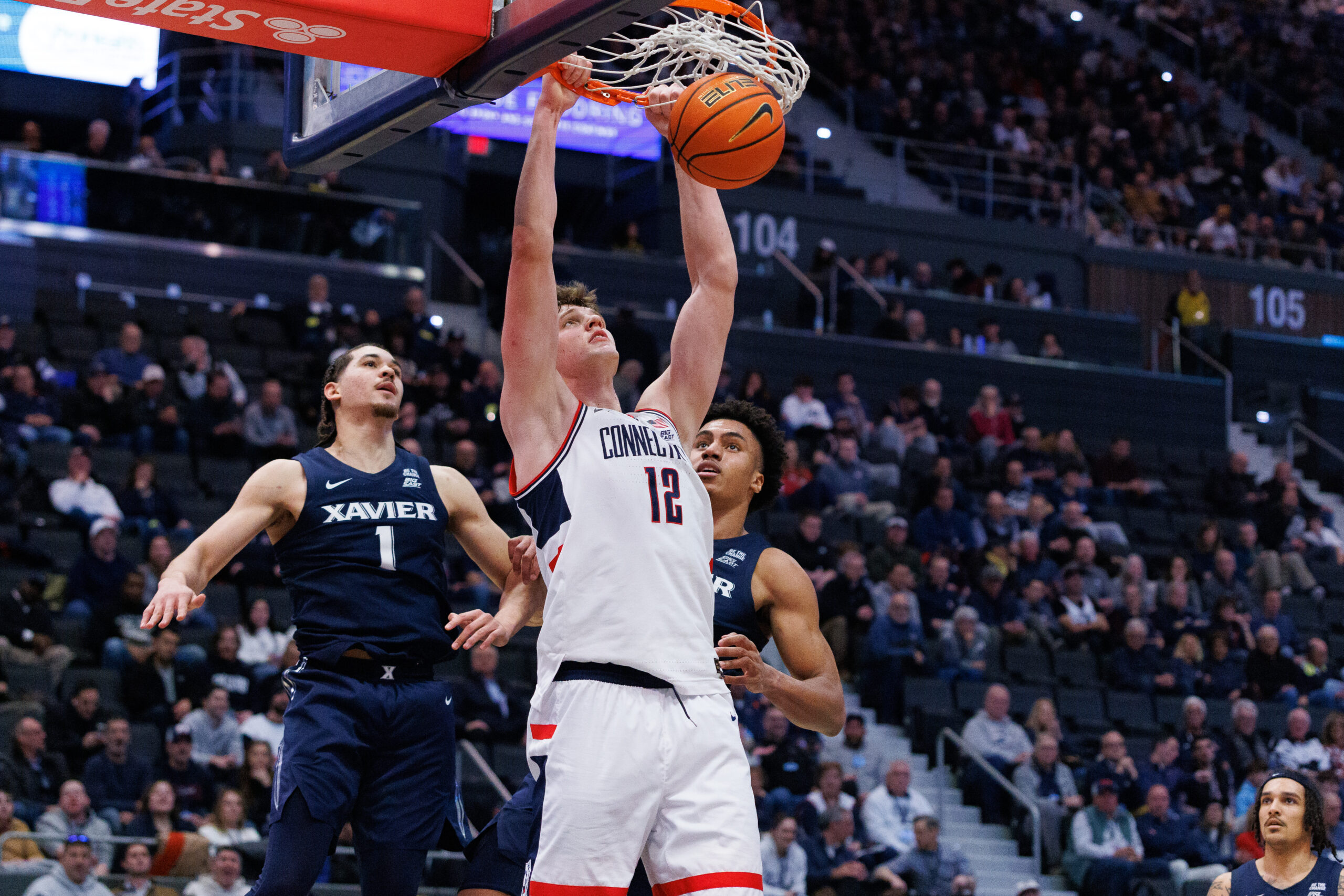 Former UConn center Eric Reibe commits to USC