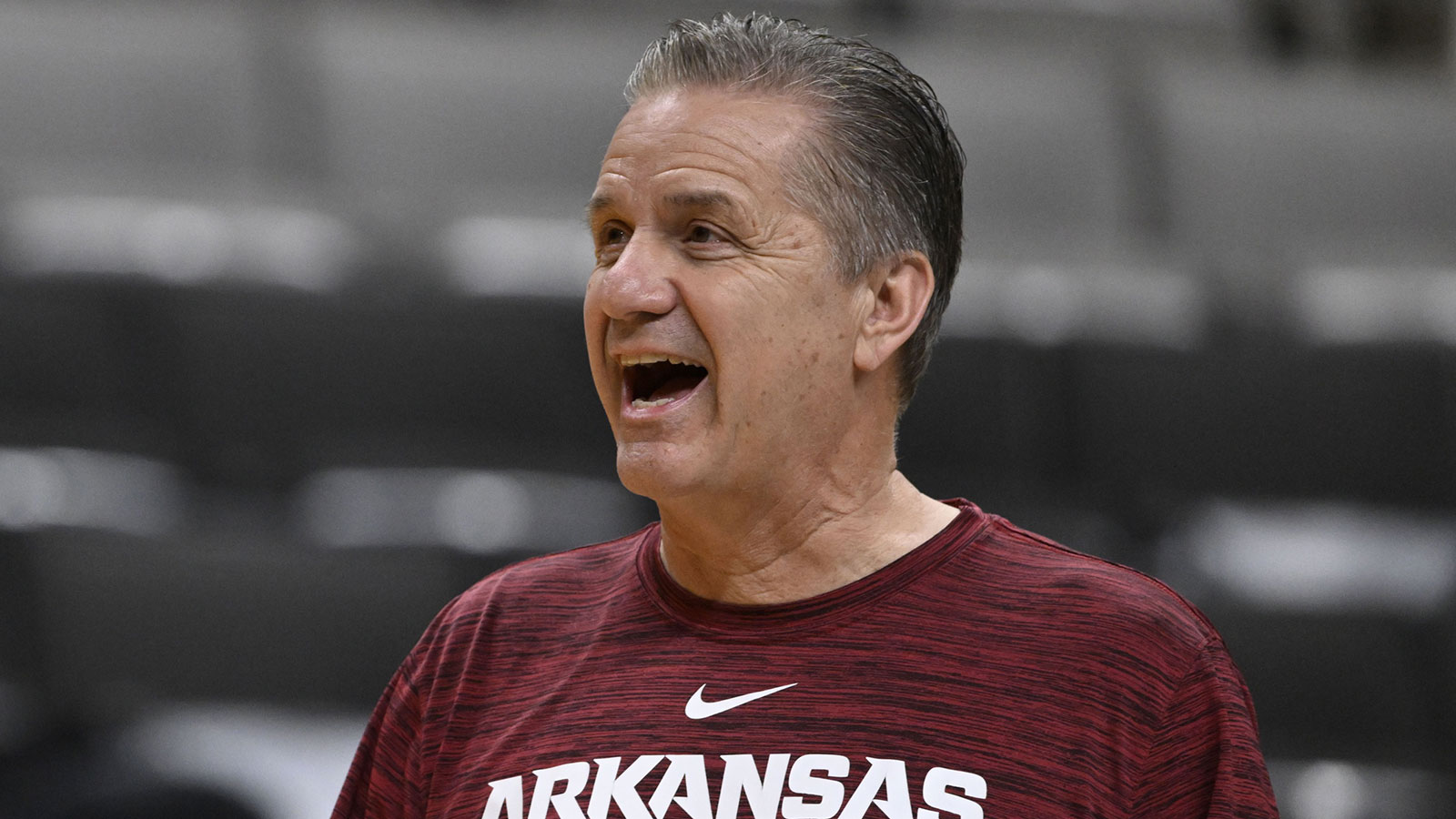 John Calipari’s recruiting class moves to No. 1 with Finnish forward