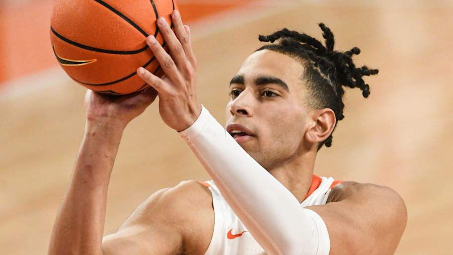 Kansas Lands Charleston Transfer Christian Reeves: Jayhawks' Starting Center?