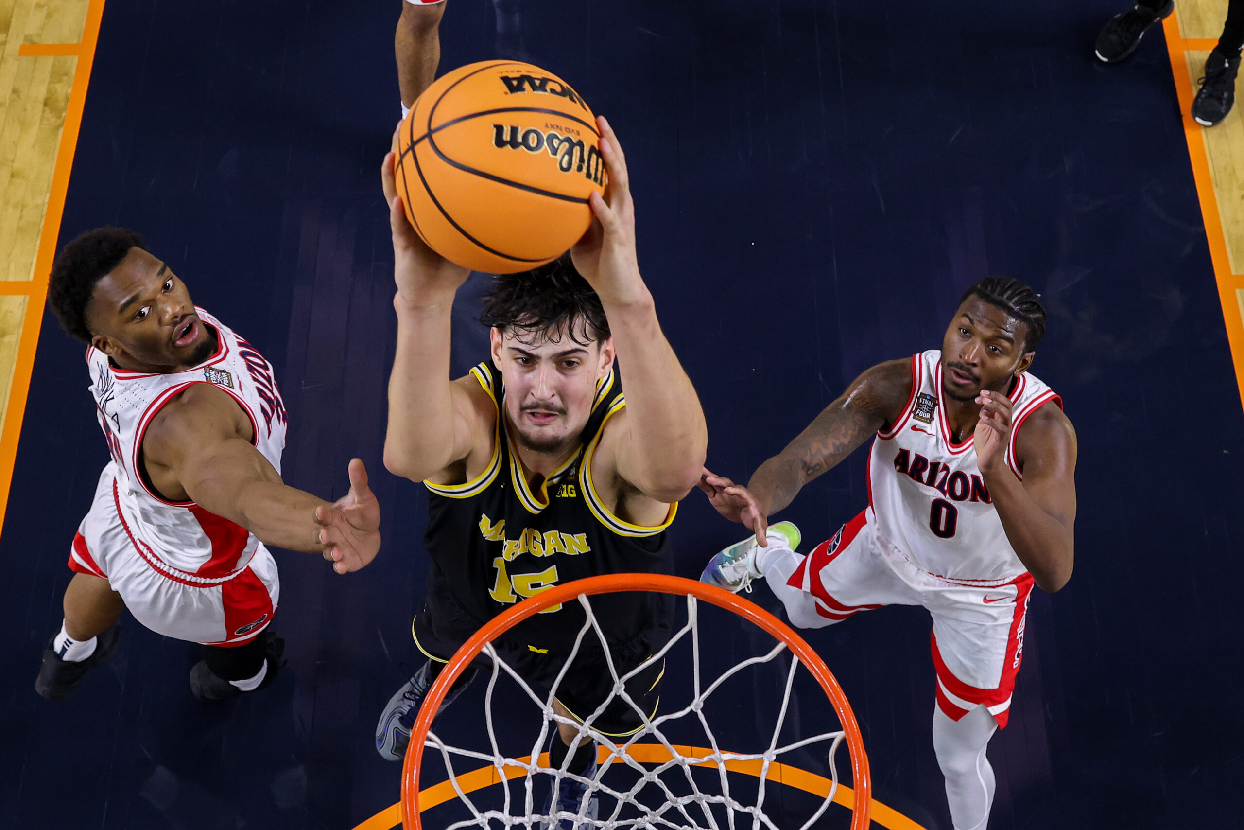 Michigan Basketball C Aday Mara declares for the 2026 NBA Draft