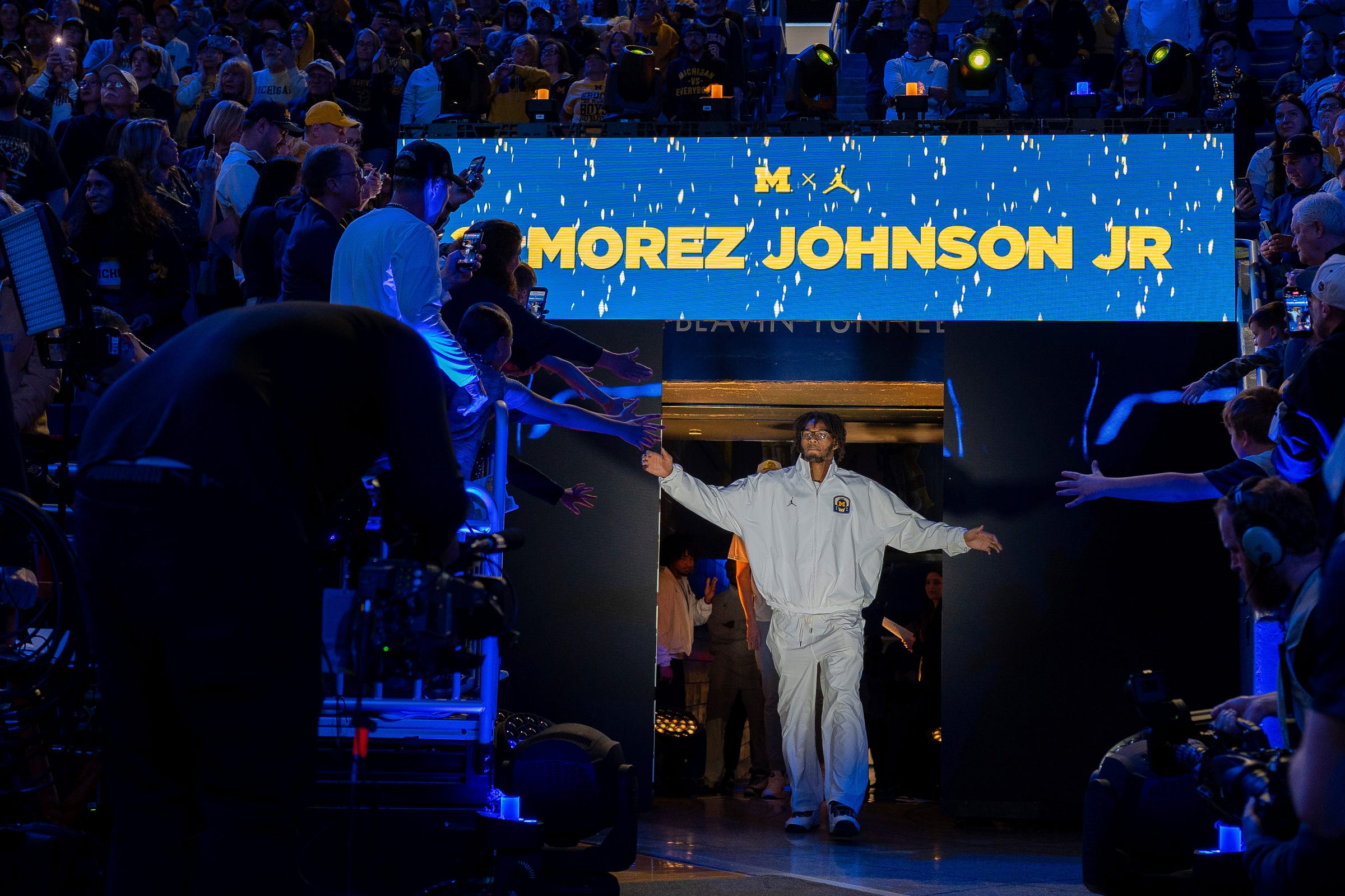 Michigan's Morez Johnson Jr. declares for NBA Draft, keeps eligibility