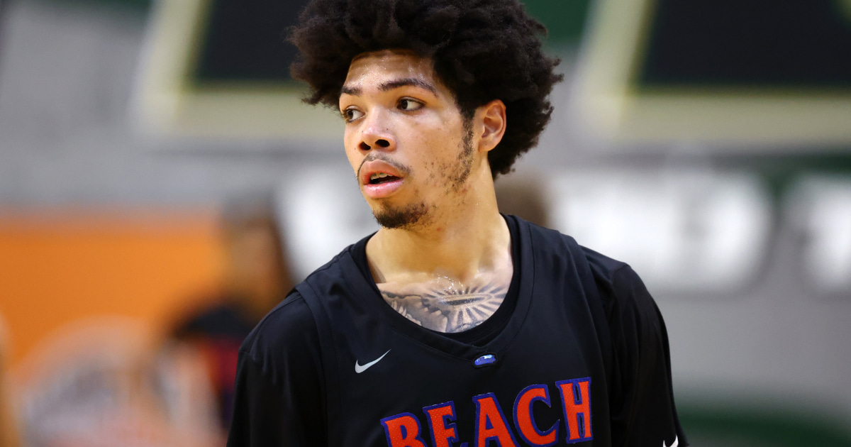 No. 1 overall recruit Tyran Stokes commits to Kansas