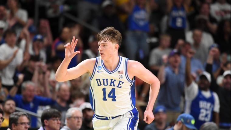 UConn lands 5-star transfer Nikolas Khamenia from Duke