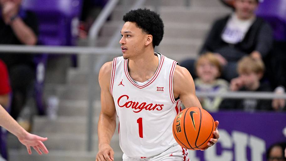 Houston Cougars guard Isiah Harwell (1).