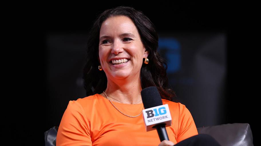 Illini, Ona Riopedre, Basketball