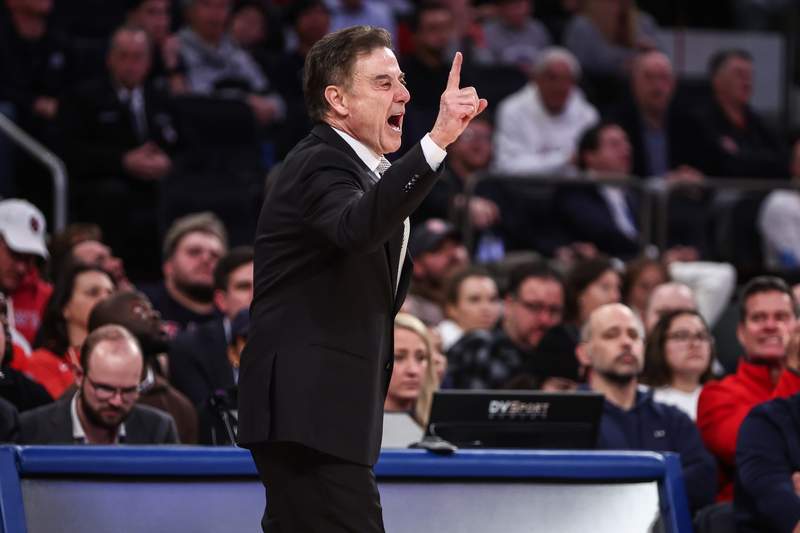 “Insane Overpay”: Fans Make Feelings Known as Rick Pitino’s Alleged $7M Player Spend Emerges