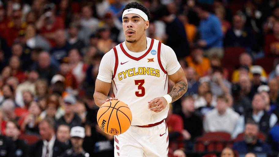Iowa State Cyclones guard Tamin Lipsey dribbling the ball.