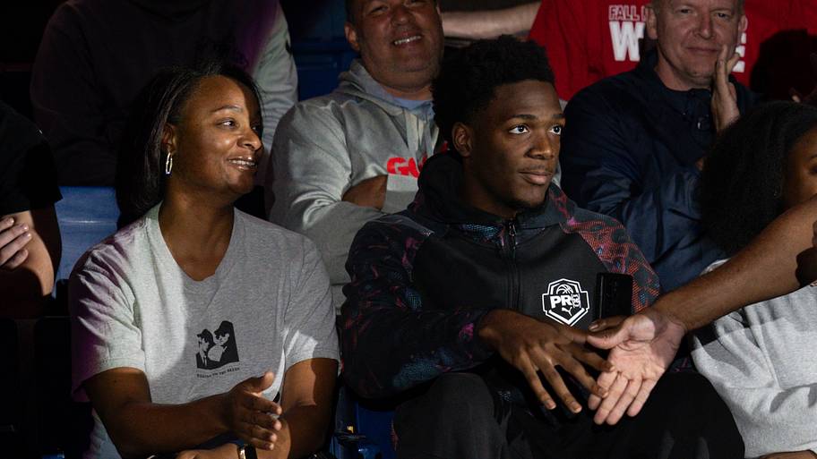 Gonzaga shares first look at incoming freshman trio