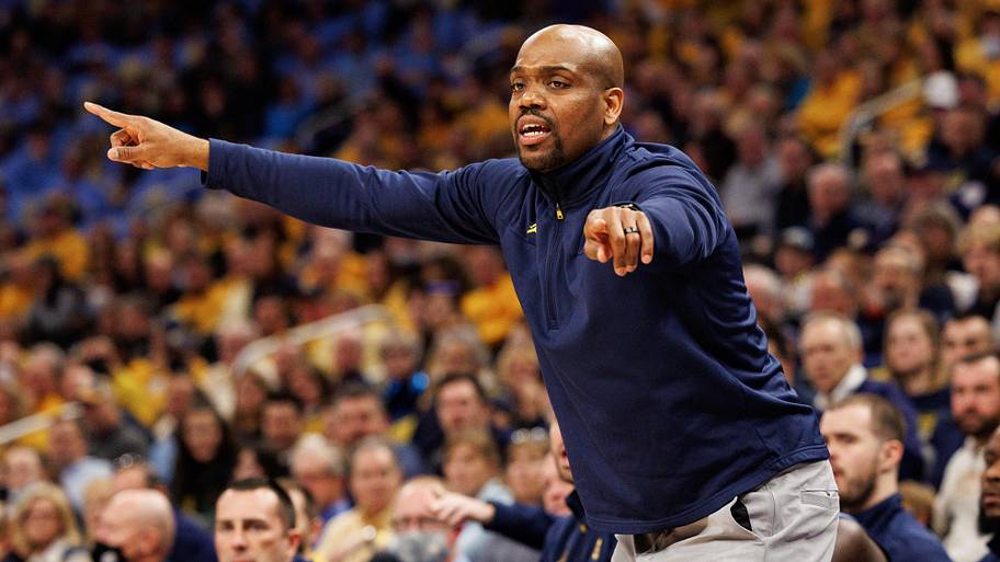 Husky Basketball Deals With Considerable Coaching Turnover