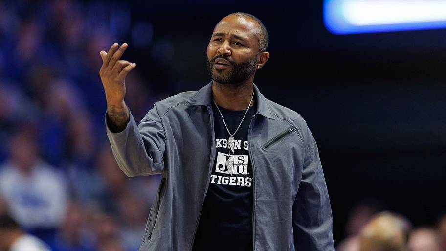 Mark Pope shared some very high praise for new assistant coach Mo Williams