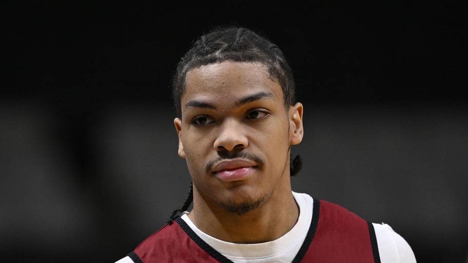 Razorbacks' Calipari Sends Warning to NBA Teams Who Pass on Darius Acuff
