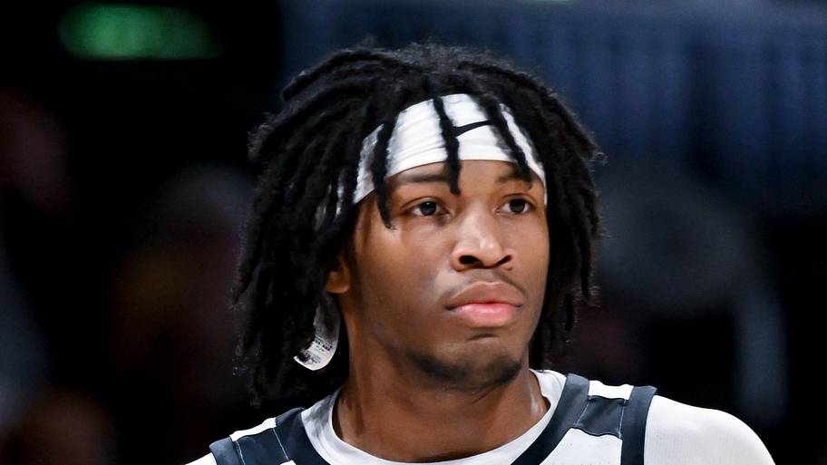 Azavier Robinson