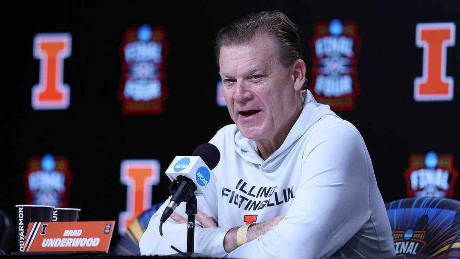 Brad Underwood gives an Andrej Stojakovic update that silences any worries for Illinois