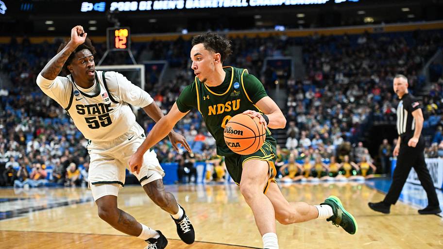 Cincinnati Bearcats Basketball 2026 Transfer Profile: Trevian Carson