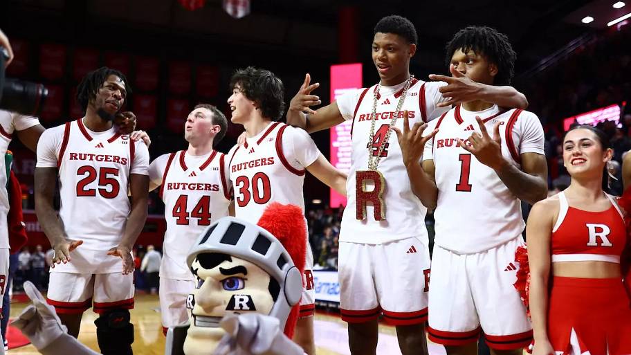 Did Steve Pikiell Deserve a No. 15 Ranking Among Big Ten Coaches?