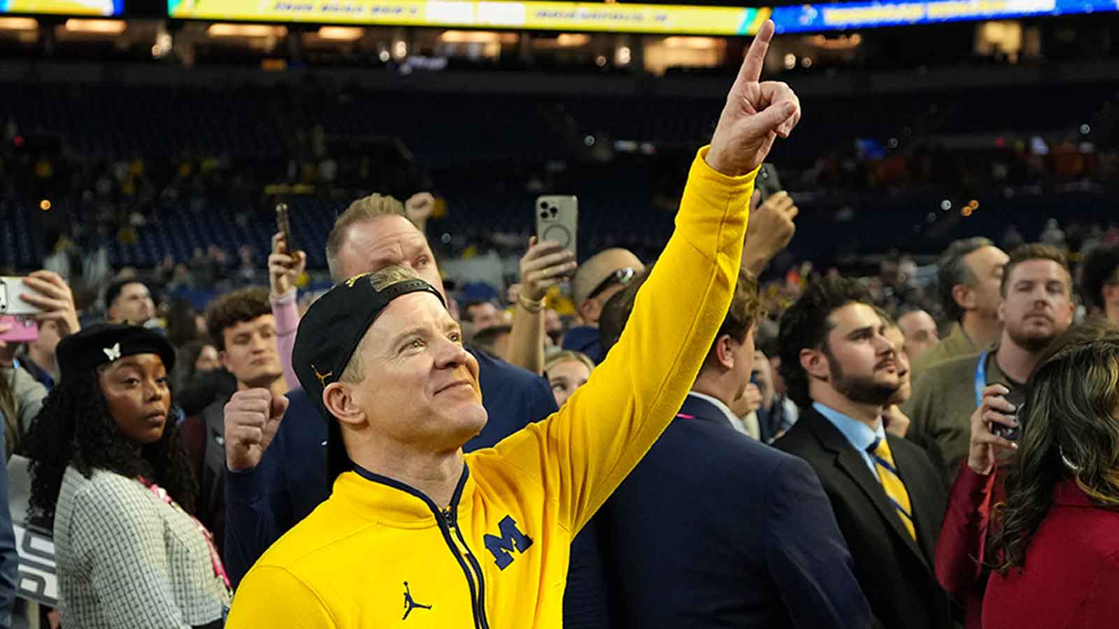 Dusty May’s Michigan exit will not be driving away star Tennessee transfer