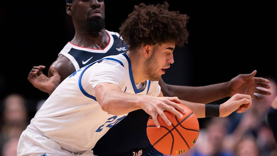 Kentucky listed as a team capable of winning the National Championship this season