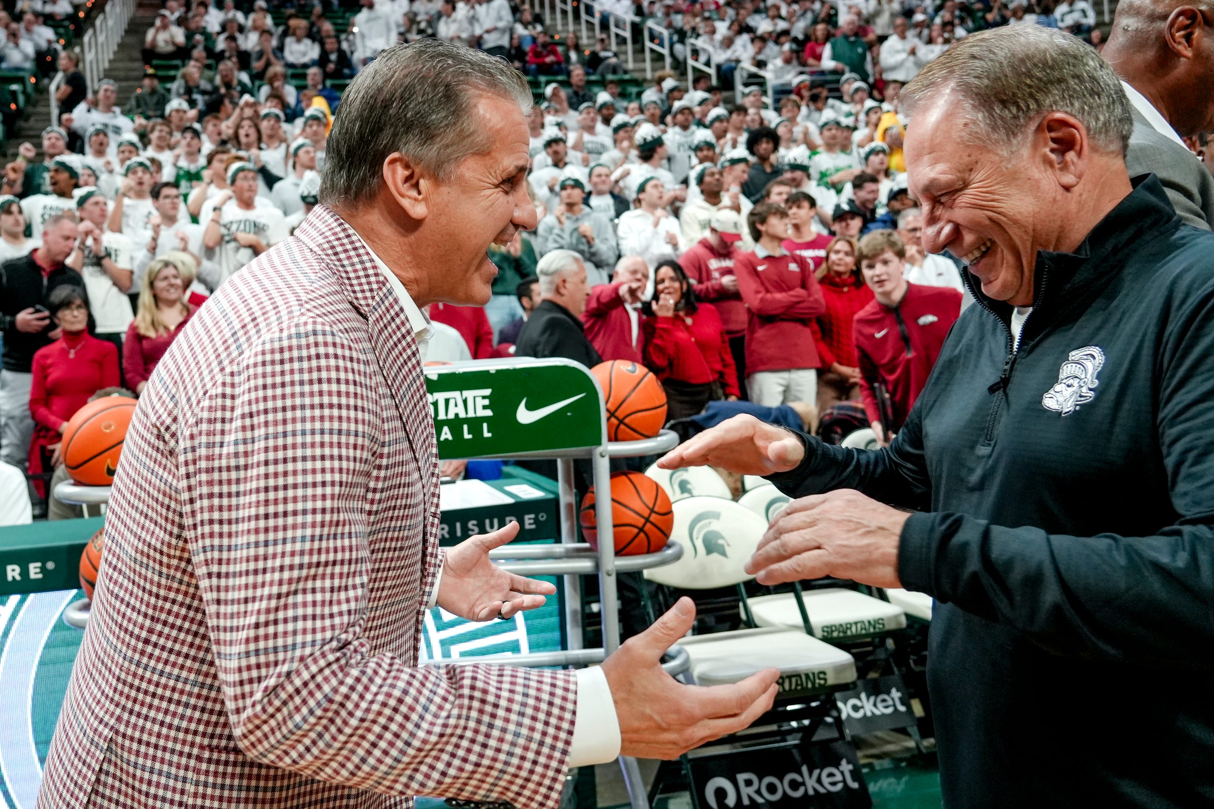 Michigan State-Arkansas joins busy Thanksgiving in Detroit