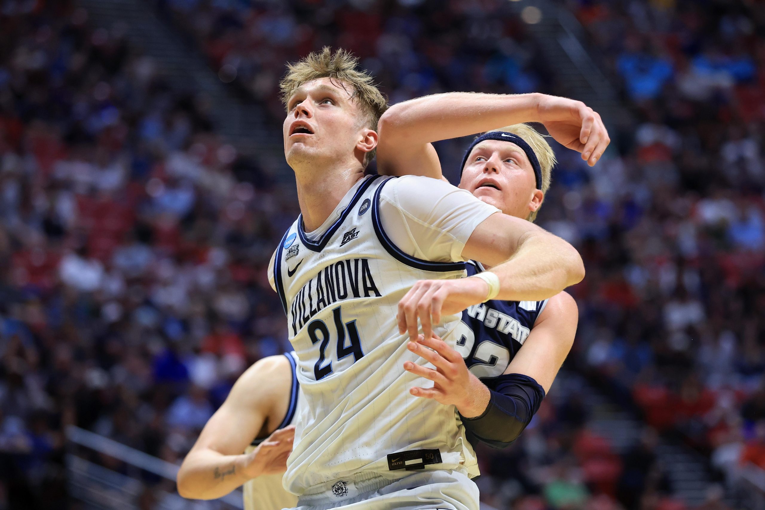 Oregon “zeroing in” on former Villanova center