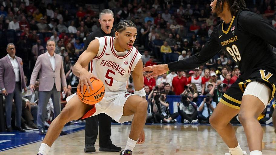 Cayden Daughtry Narrows Down Top Schools with Arkansas Making the Cut