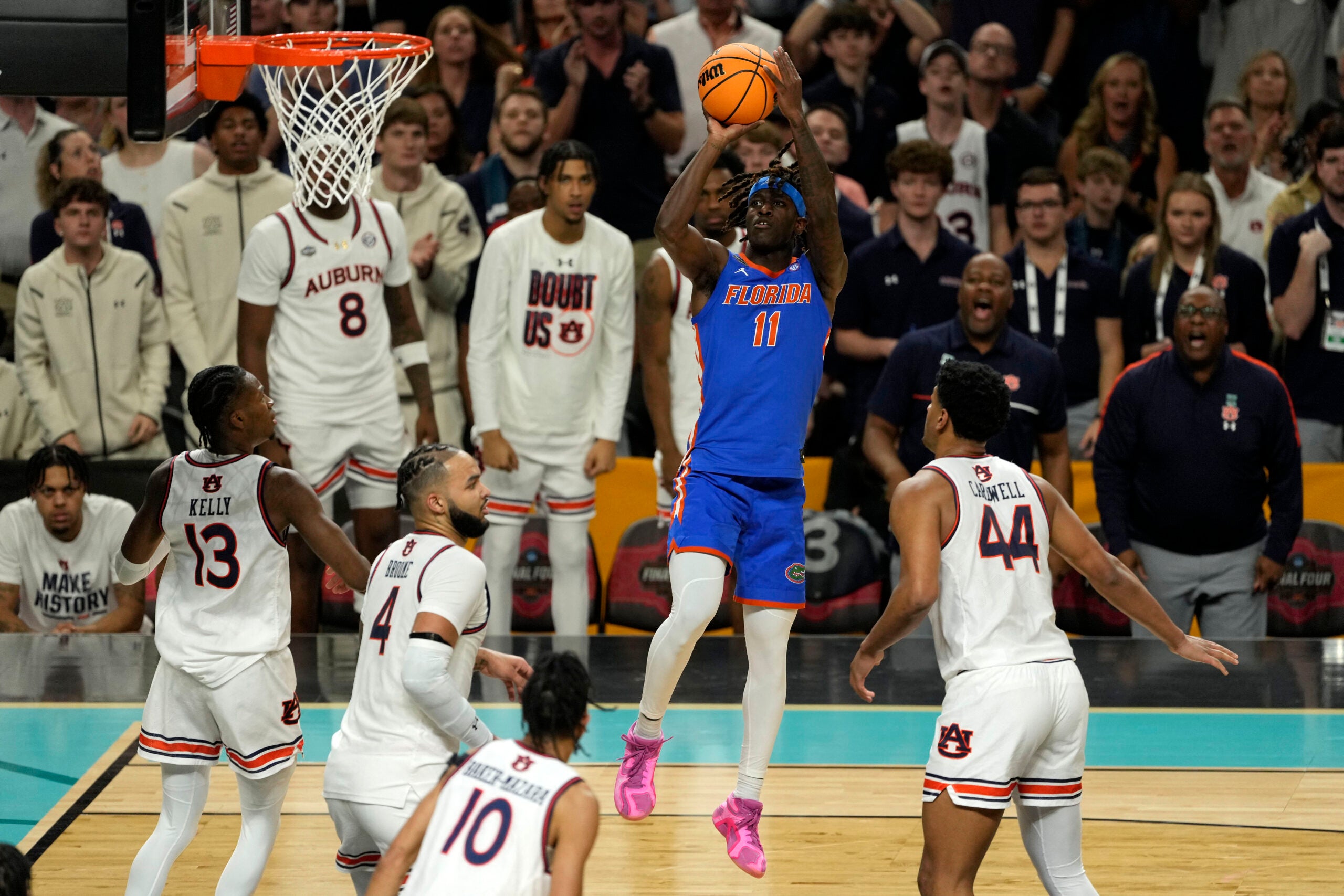 Florida Gators HC Todd Golden dealt brutal news ahead of the 2026 season, but its not over yet