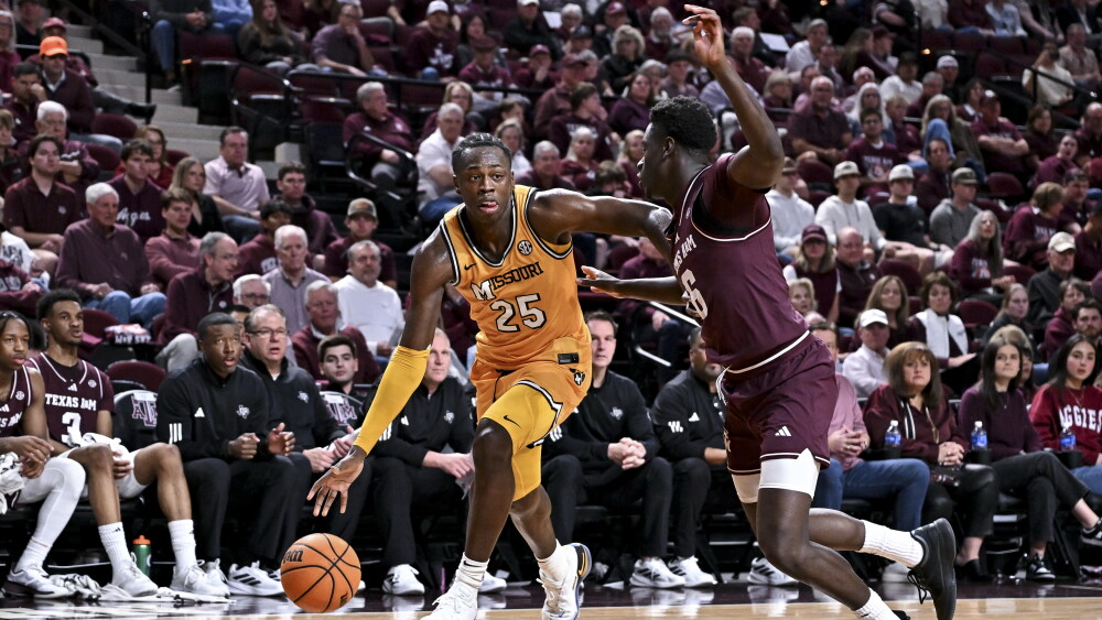 Former Missouri, Duke starting forward Mark Mitchell transfers to Kentucky for disputed 5th season
